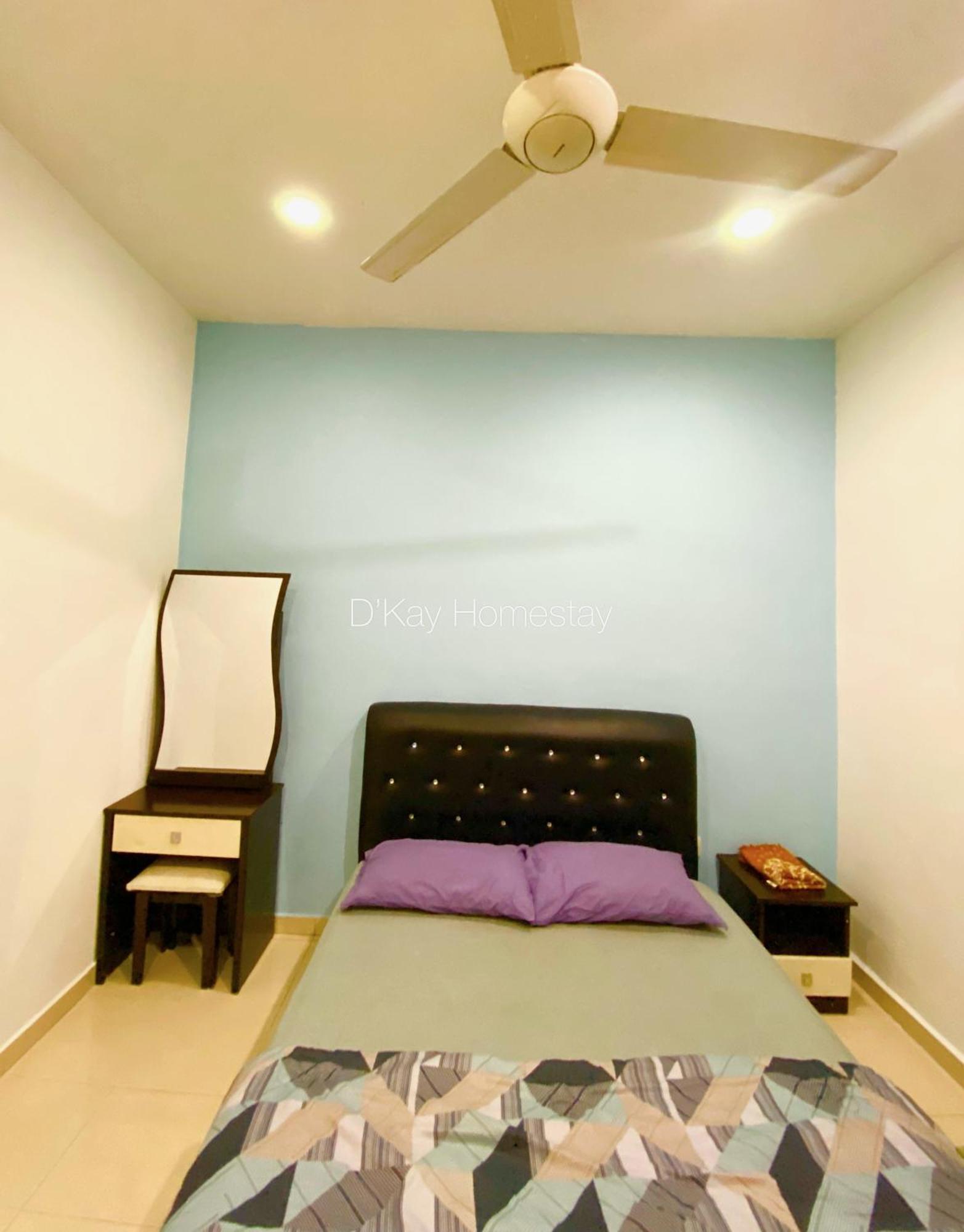 4 Bedrooms Homestay, Fully Aircond In Sendayan By D'Kay Homes I 10-15 Pax Серембан  Экстерьер фото
