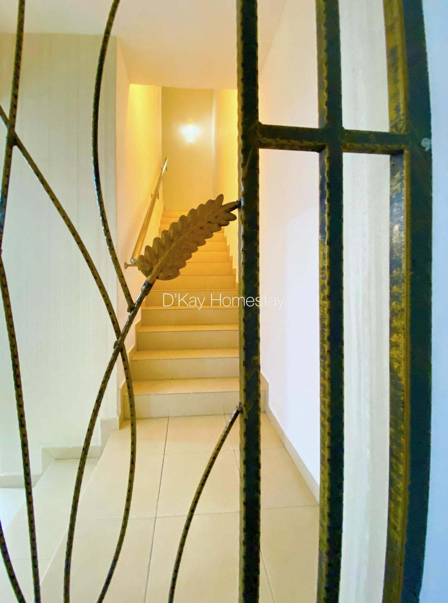 4 Bedrooms Homestay, Fully Aircond In Sendayan By D'Kay Homes I 10-15 Pax Серембан  Экстерьер фото